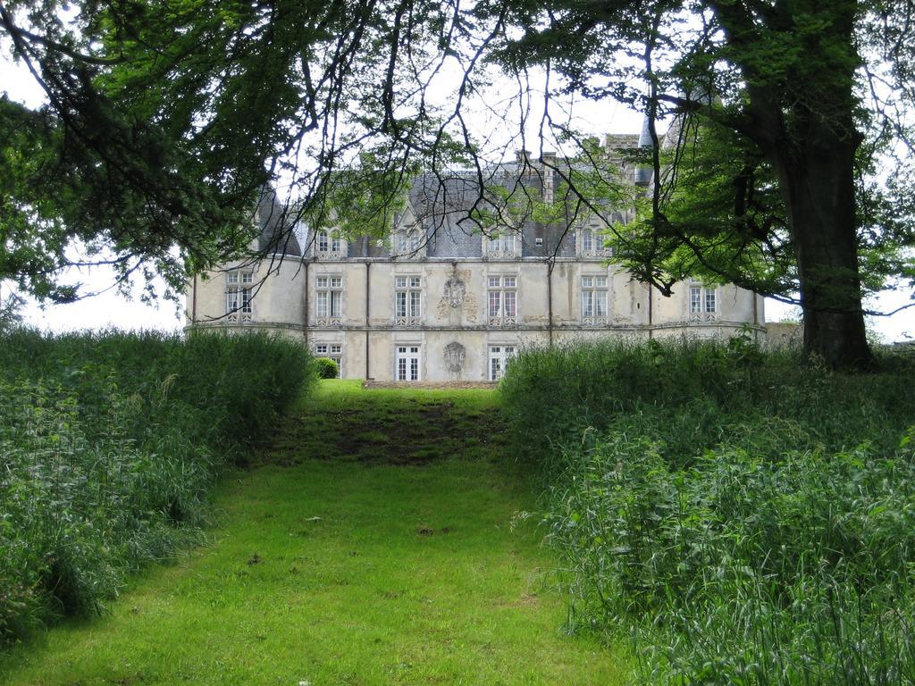 Château de la Flocellière Extérieur photo